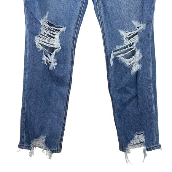 American Eagle Mom Jeans 6 High Rise Ripped Knee Tapered Leg Raw Hem Blue Denim - Picture 4 of 8